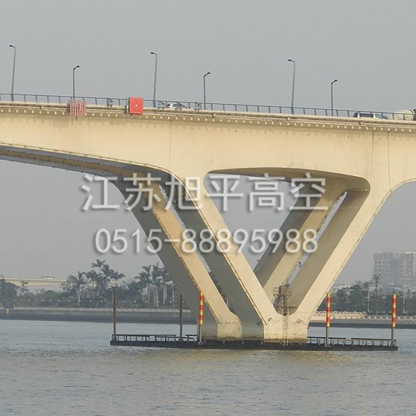重庆大桥助航标志